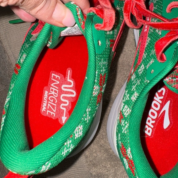 Brooks “Revel” Running Shoes - Picture 10 of 15